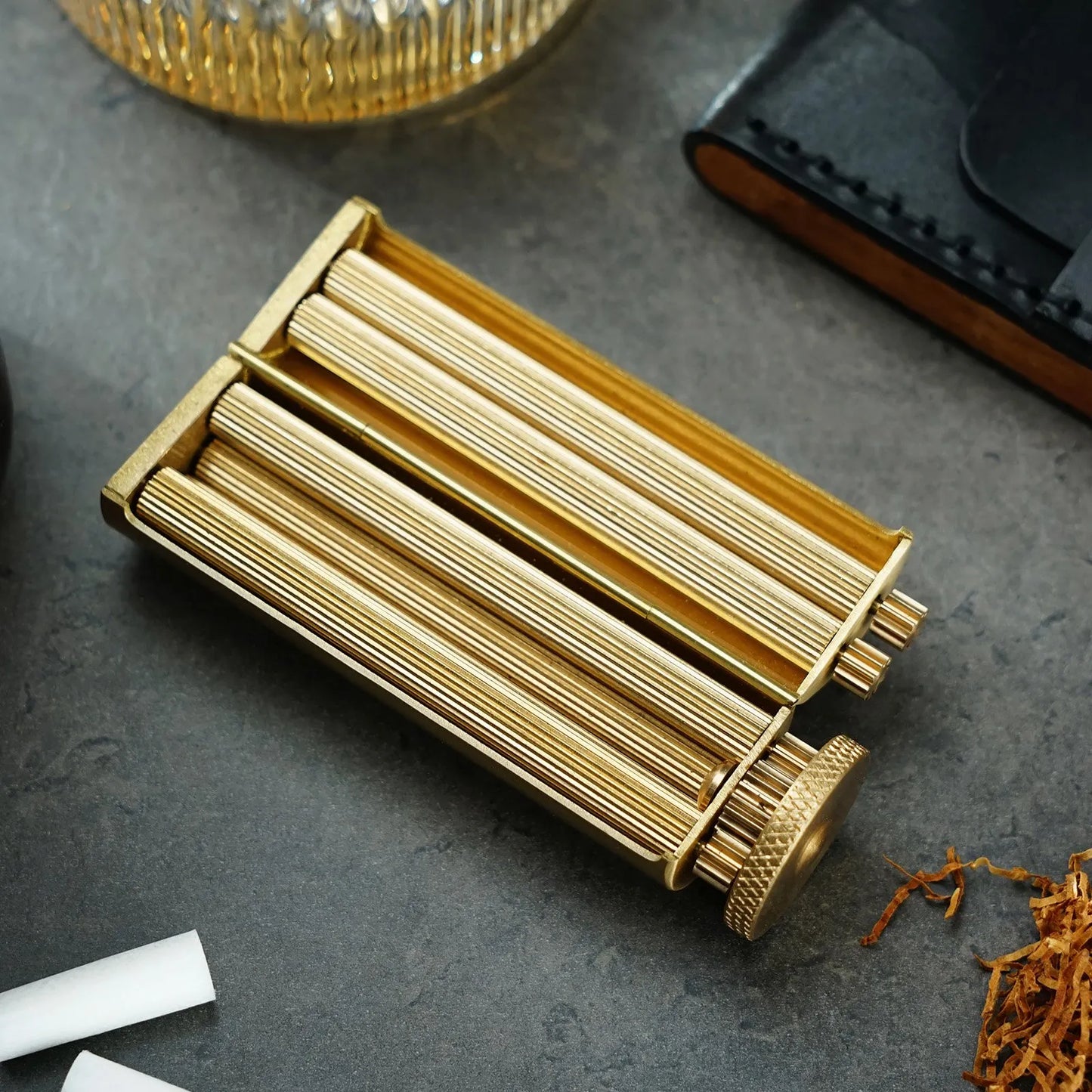Rouleuse à Cigarettes ANHEER en Laiton Massif | Machine à Rouler Manuelle pour Feuilles Courtes (70 mm) - Cadeau Vintage d'Exception (Fête des Pères, Anniversaires)